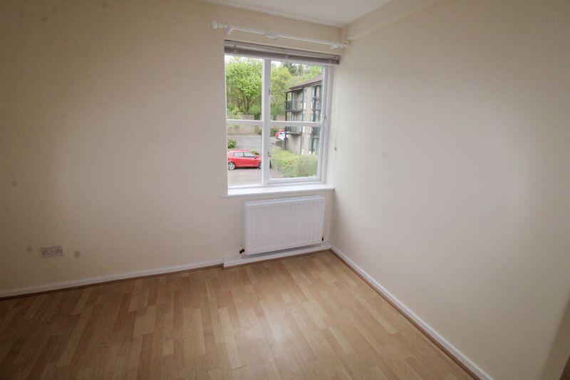 Apartment in Sunderland, Washington - View 5