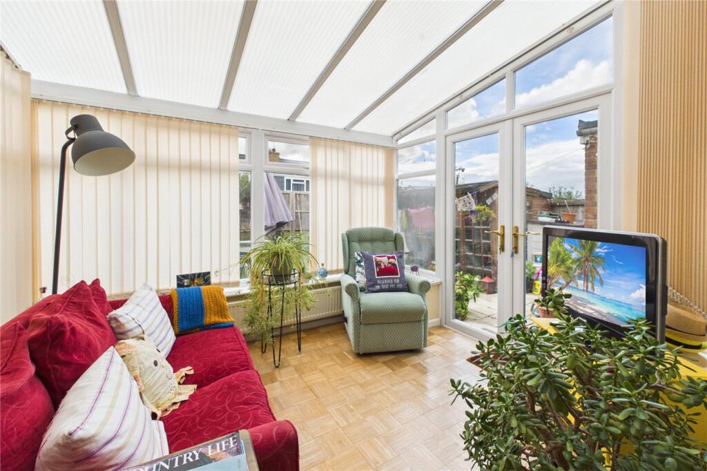 House in Swindon, Wroughton - View 4