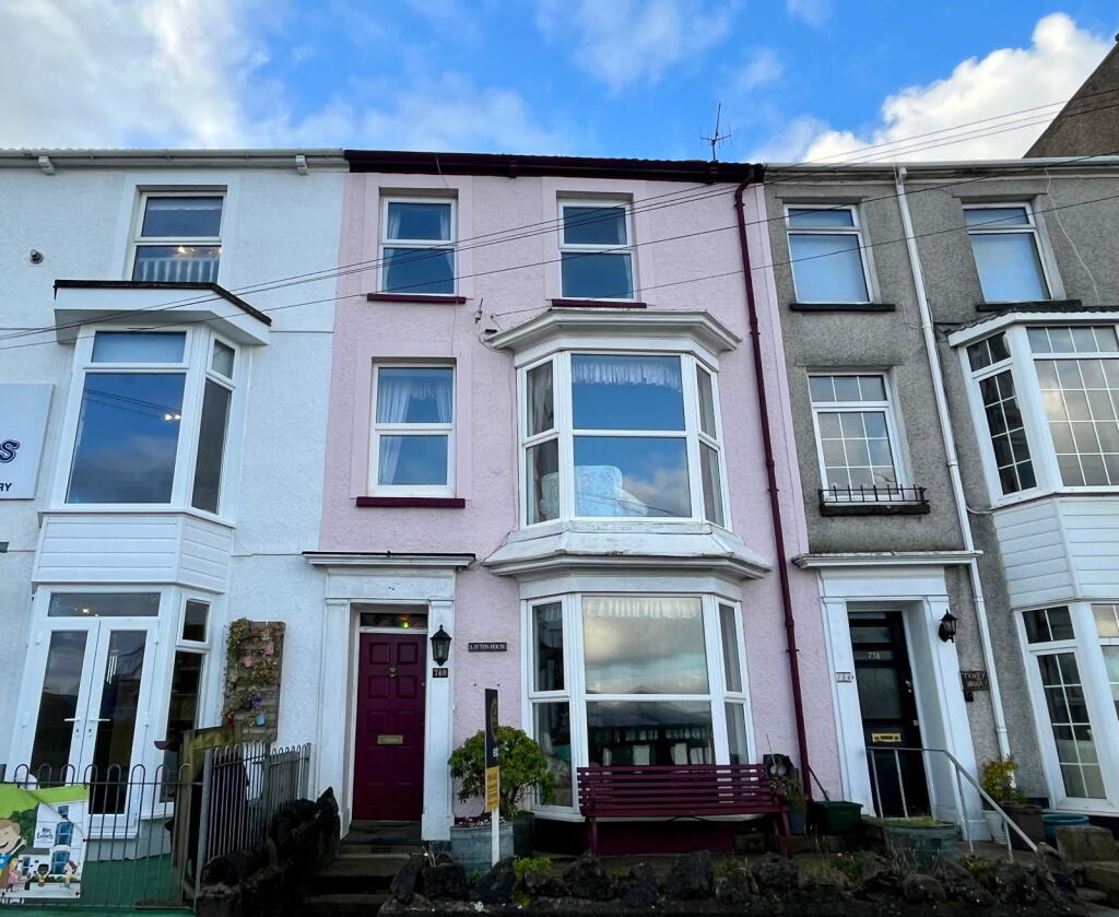 Main image of property: Mumbles Road, Mumbles, Swansea, SA3 4EL