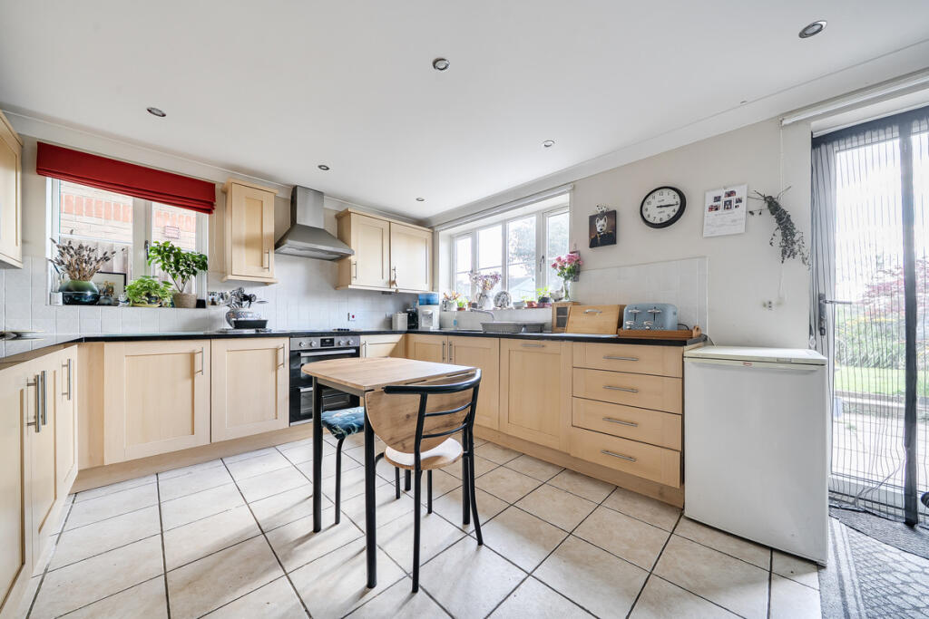 House in Peterborough - View 4