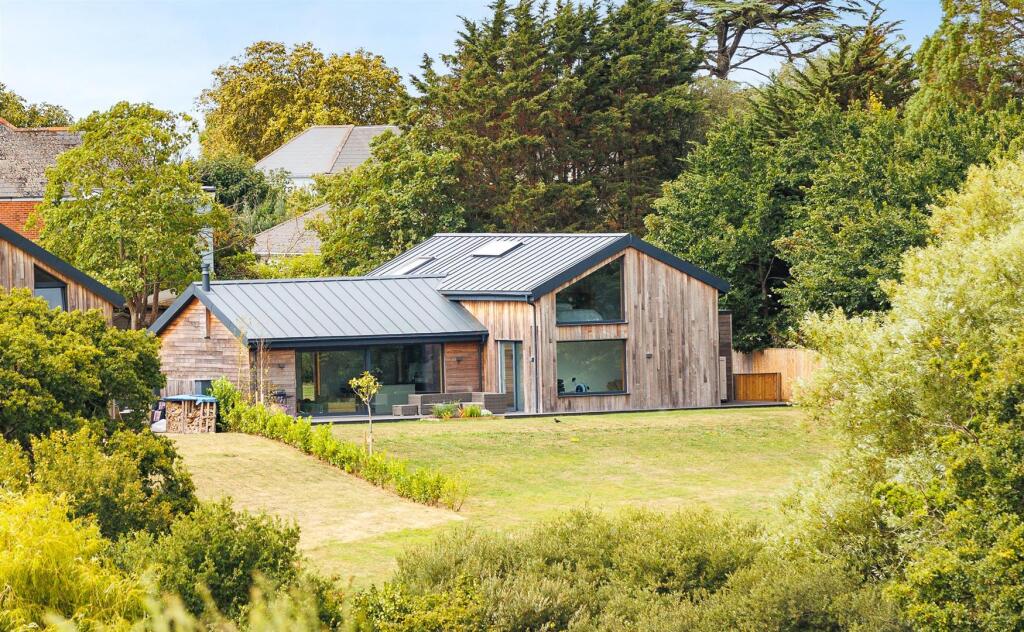 Main image of property: Gurnard, Isle of Wight