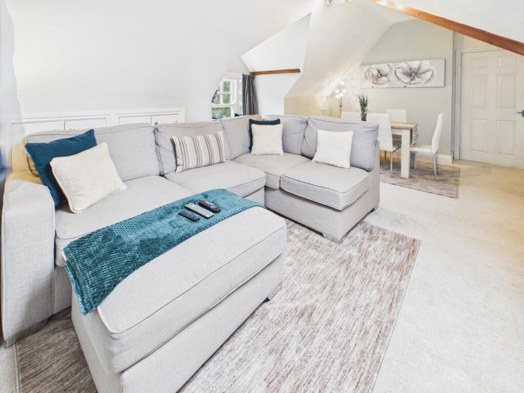 Apartment in Lincoln - More