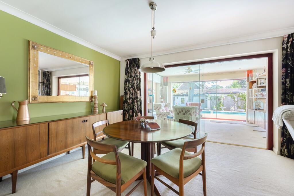 House in Watford, Hertfordshire - View 4