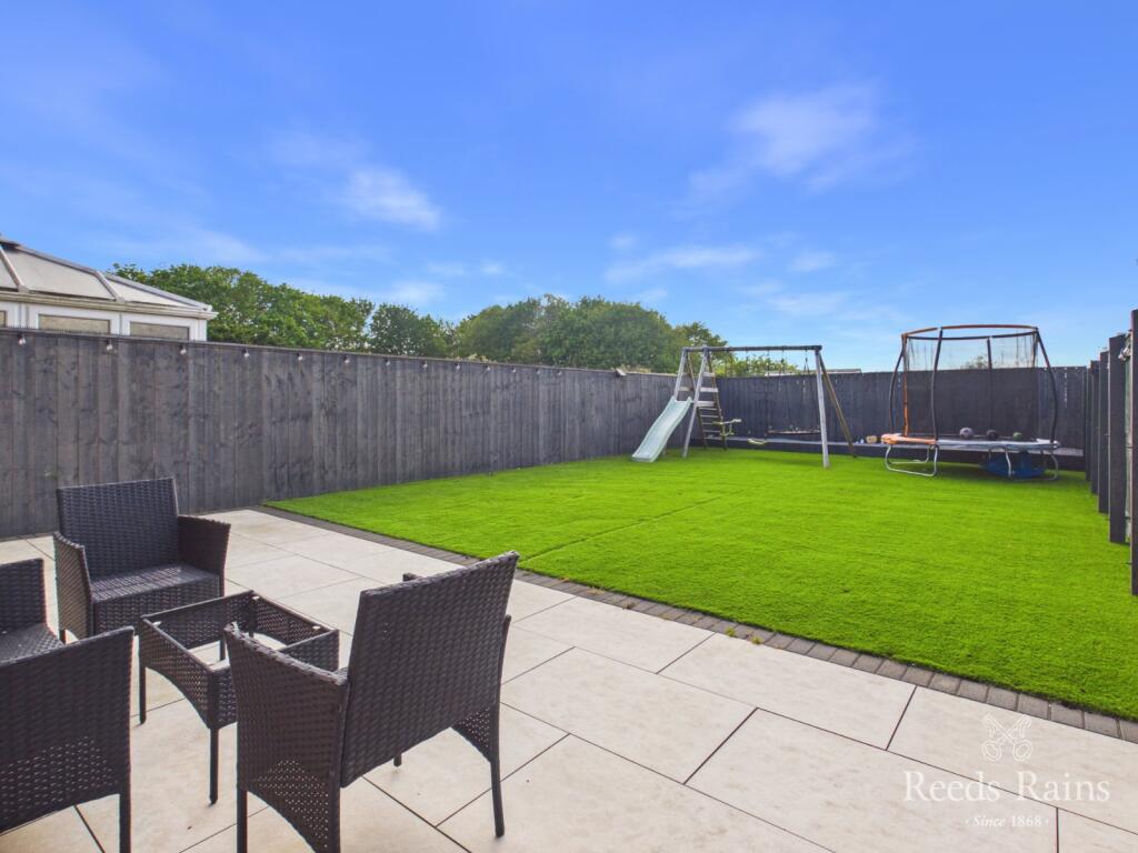 Kidd Avenue, Sherburn Village, Durham, DH6 photo 4