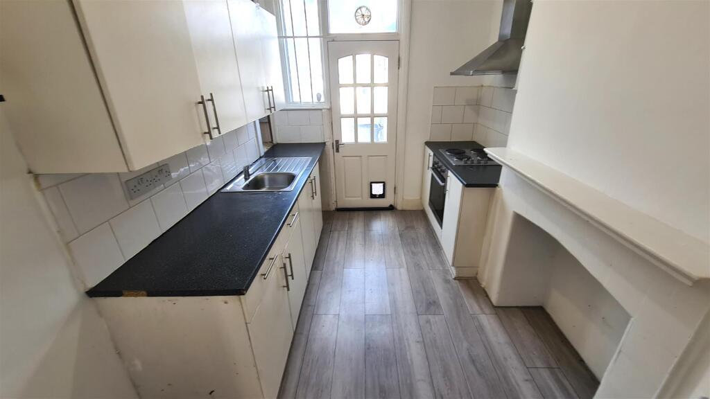 House in London - View 3