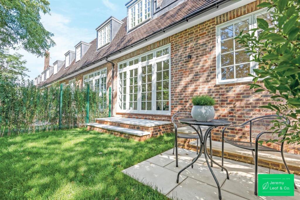 Main image of property: Bute Mews, Hampstead Garden Suburb, NW11