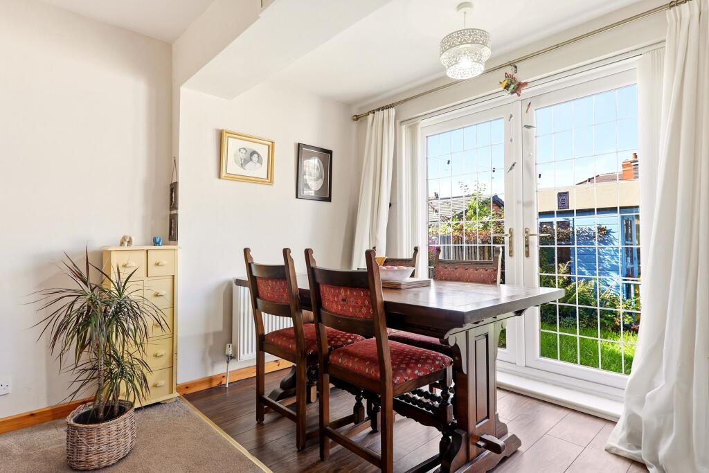 House in Leeds, West Yorkshire - View 5