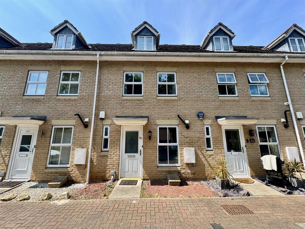 Main image of property: Chichester Close, Chafford Hundred, Grays