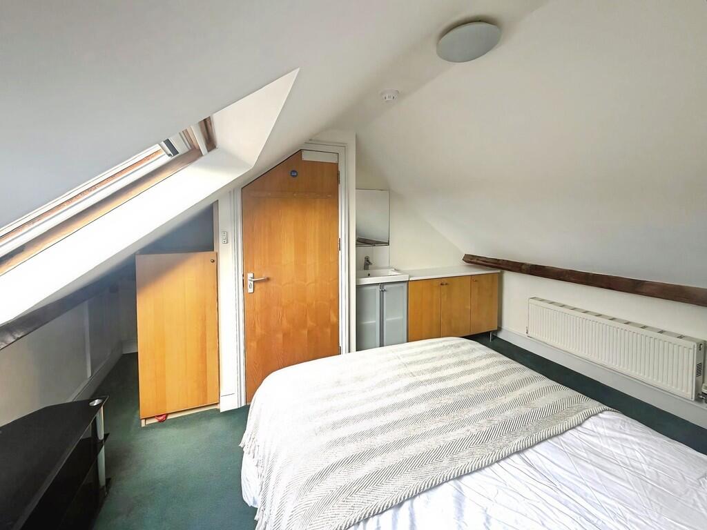 Additional image 5 of Goldcroft, Yeovil