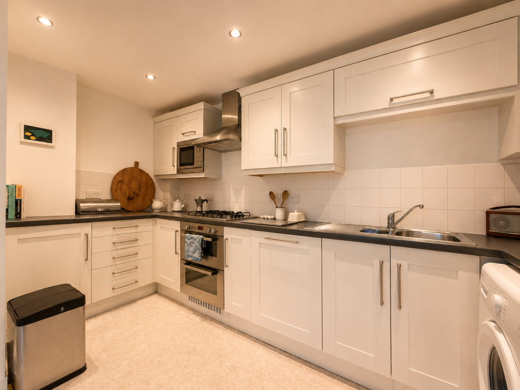 Apartment in Brighton - View 5