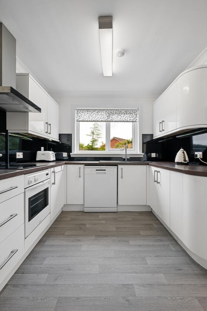 House in Livingston, Eliburn - View 5