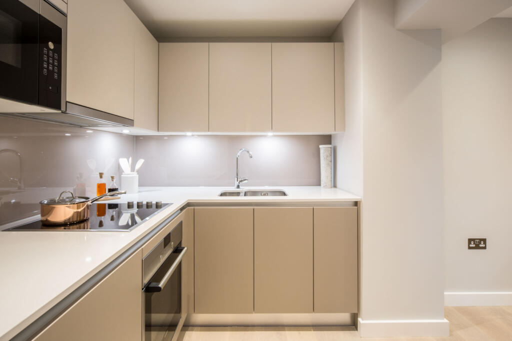 Apartment in London, Elephant and Castle - View 3