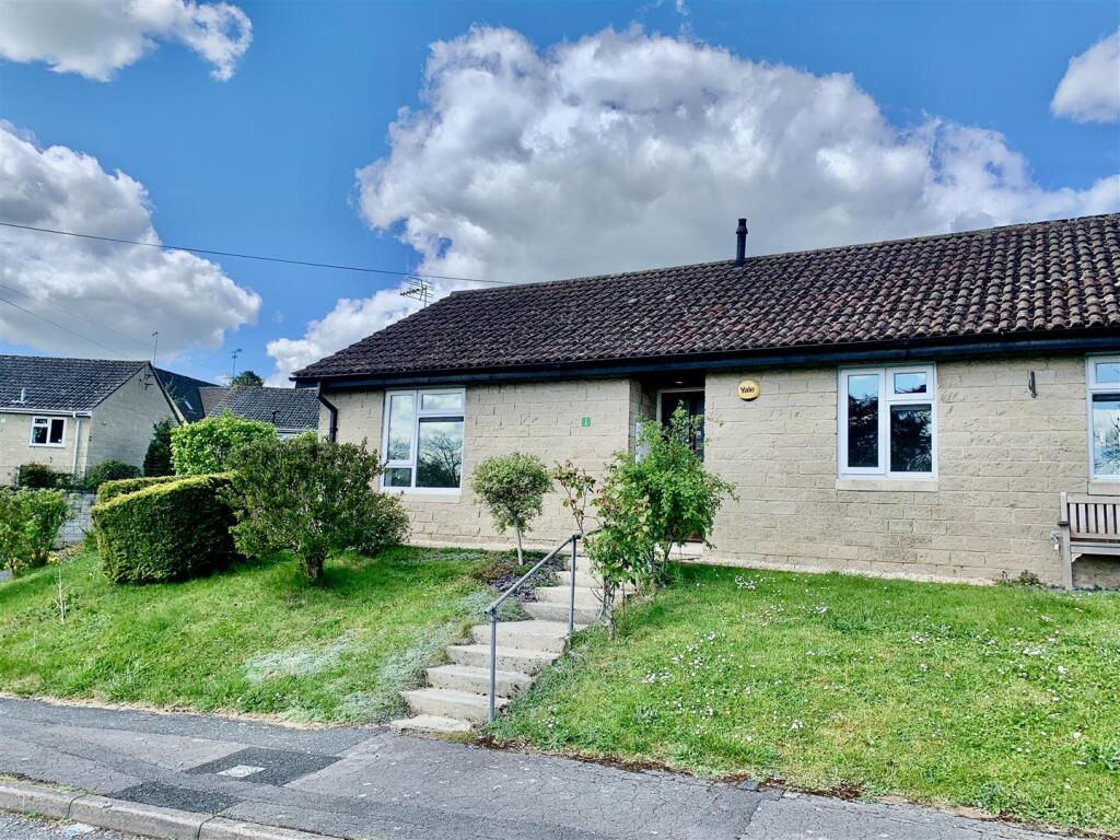 Main image of property: Cowbridge Crescent, Malmesbury