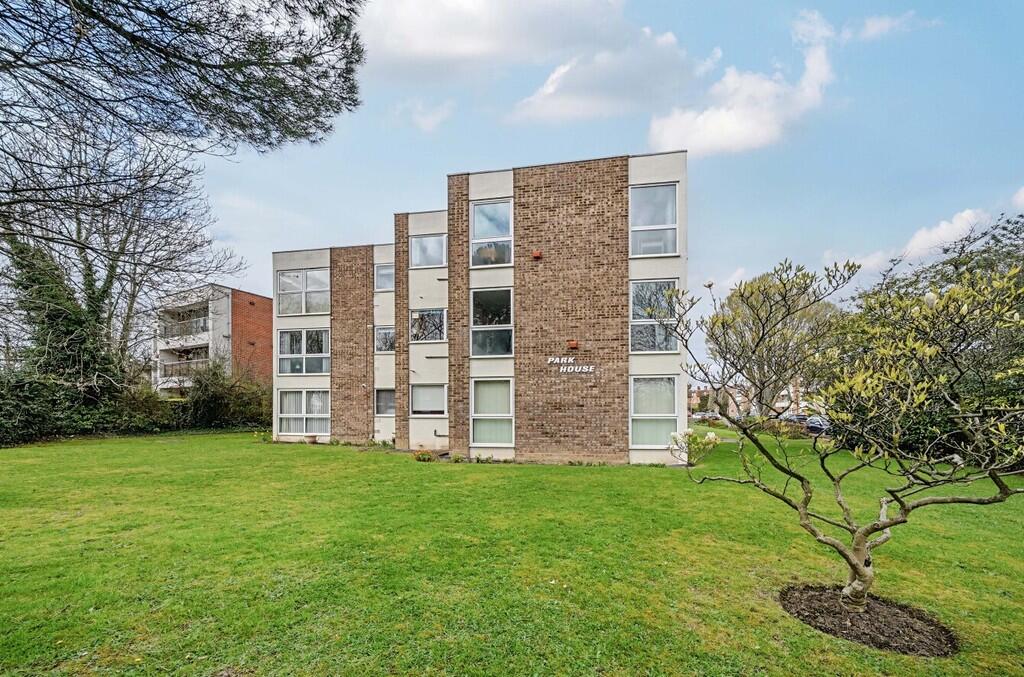 Main image of property: Chislehurst Road, Sidcup, DA14 6BN