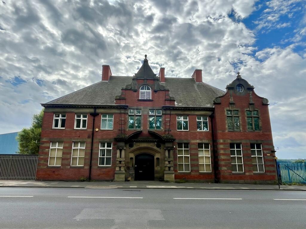 Photo 18