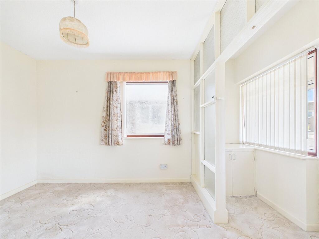 House in Bristol, Blackhorse, Emersons Green - View 2