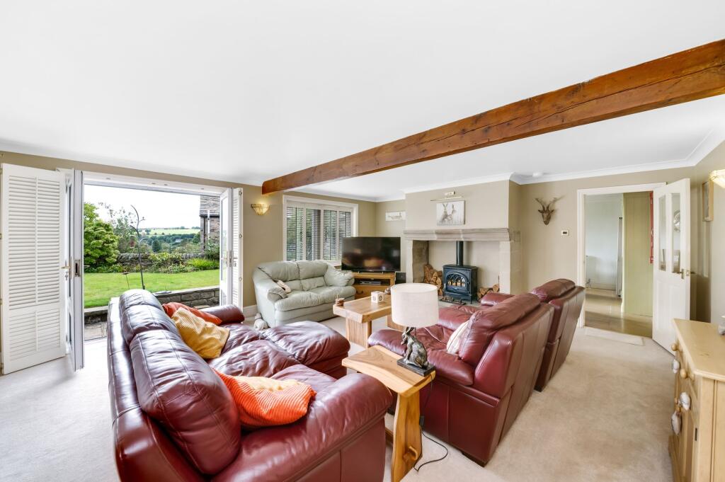 Anna View House, Ingbirchworth Road, Thurlstone photo 2