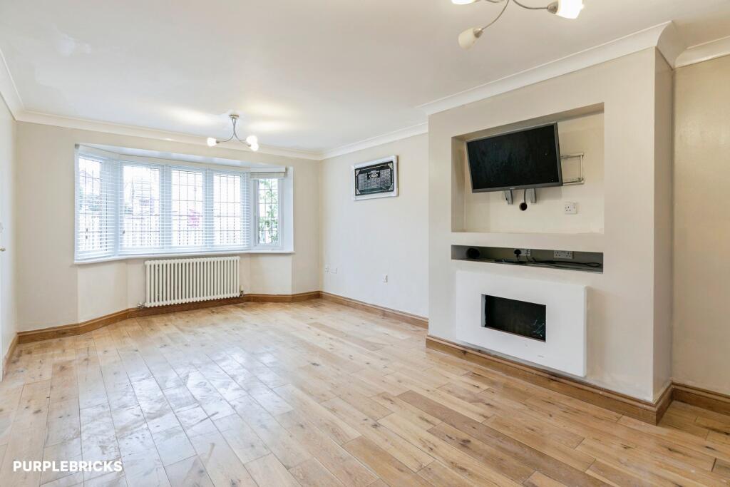 House in Barnsley, South Yorkshire - View 5