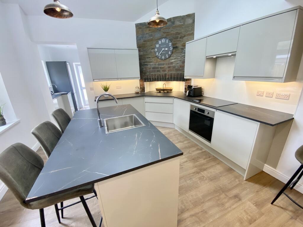 House in Swansea - View 4