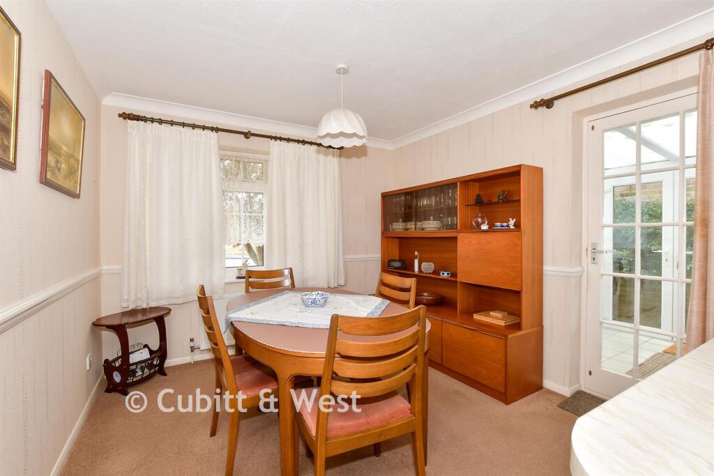 House in Horsham, Storrington and Sullington - View 5