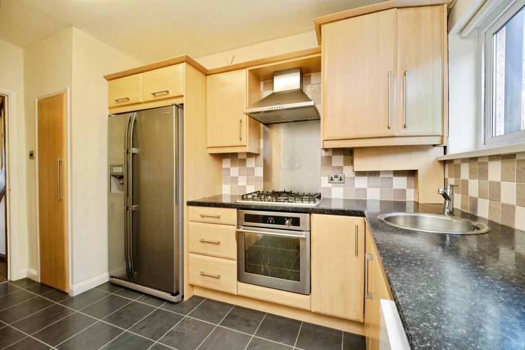 House in Bradford, West Yorkshire - View 5