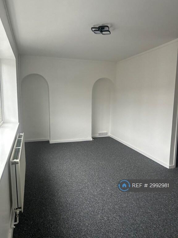 Apartment in Rochester - View 2