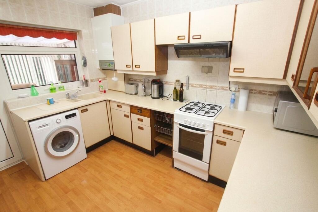 House in Rochdale, Clough - View 3