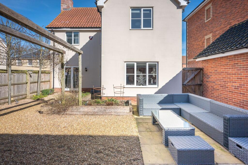 Chain Free Spacious Four-Bedroom Home in Holt with Versatile Living and Private Gardens photo 4