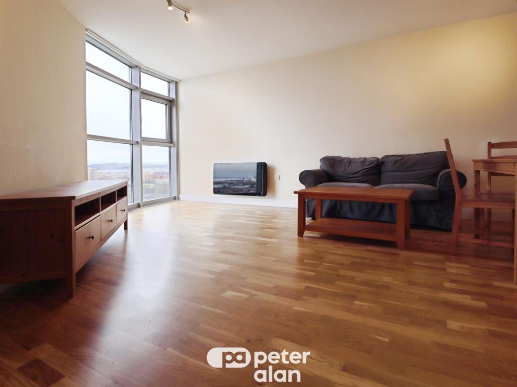 Apartment in Cardiff - View 2