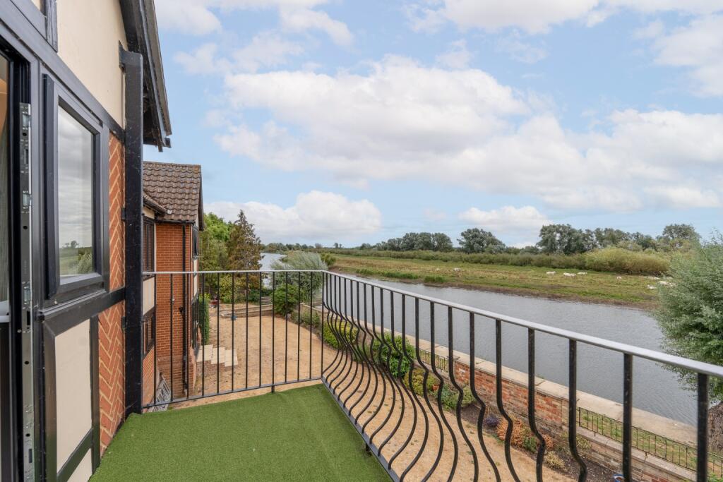 Duncan House, High Street, Earith, Huntingdon, Cambridgeshire, PE28 3PP photo 4