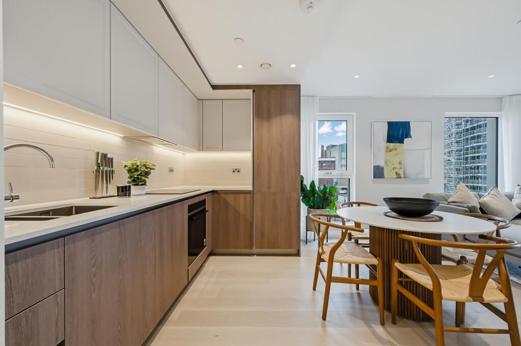 Apartment in London - View 4