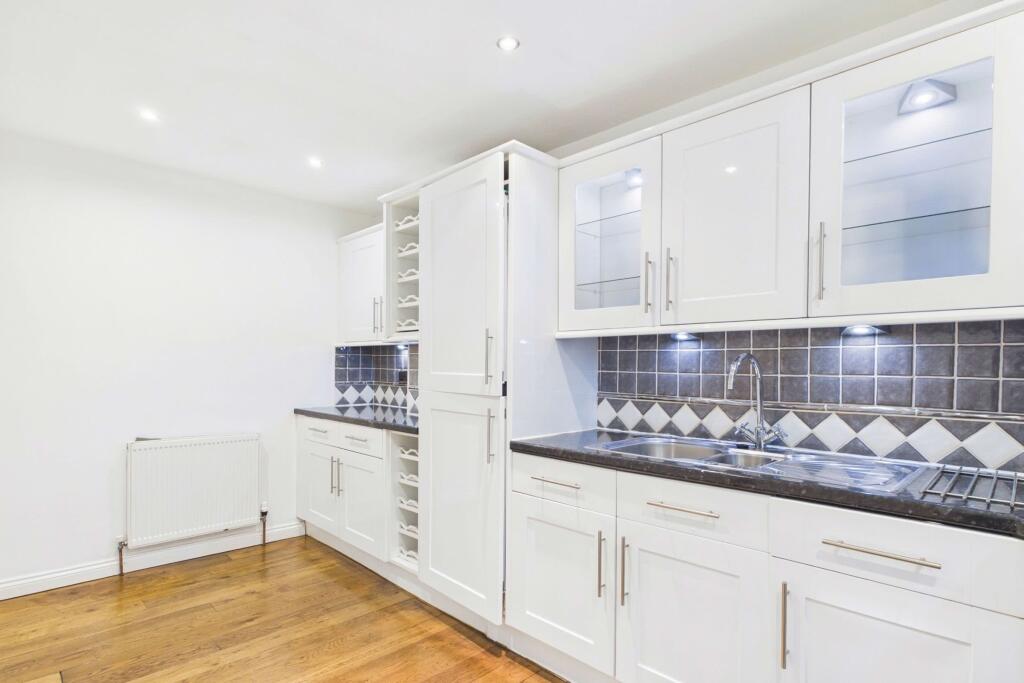 House in Torquay - View 5