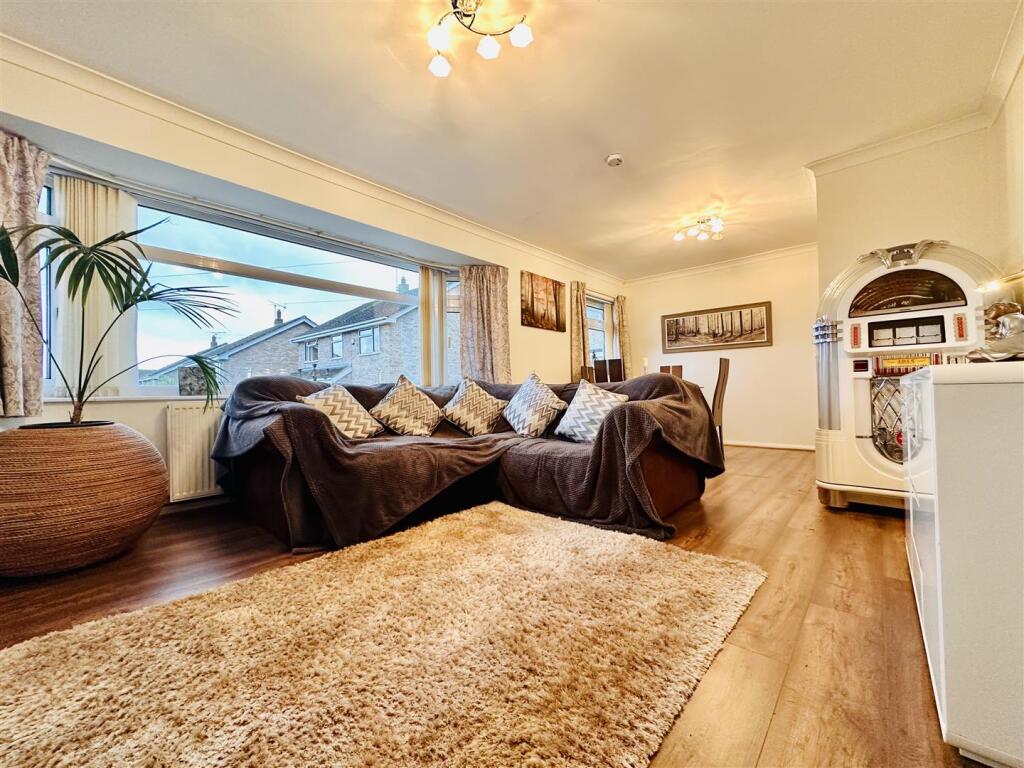 Hippisley Drive, Axbridge photo 4