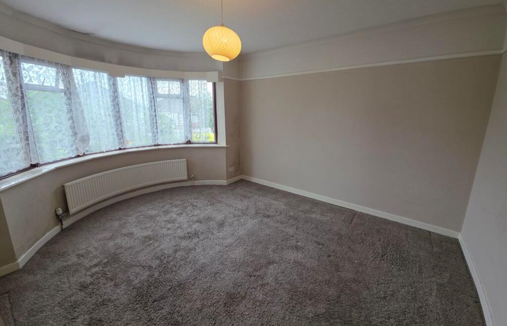 House in Castle Point, Essex - View 2