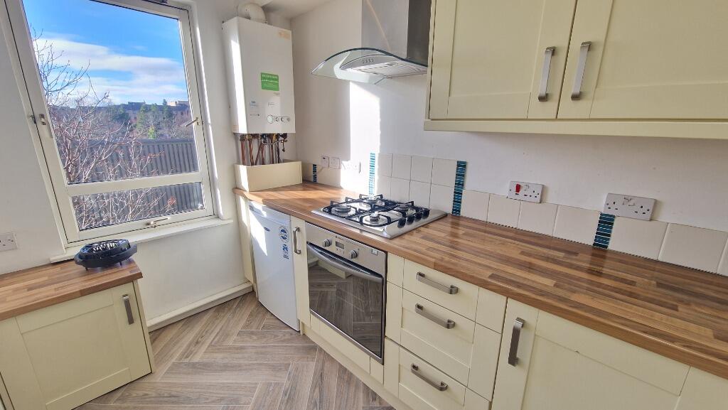 Apartment in Glasgow - View 2
