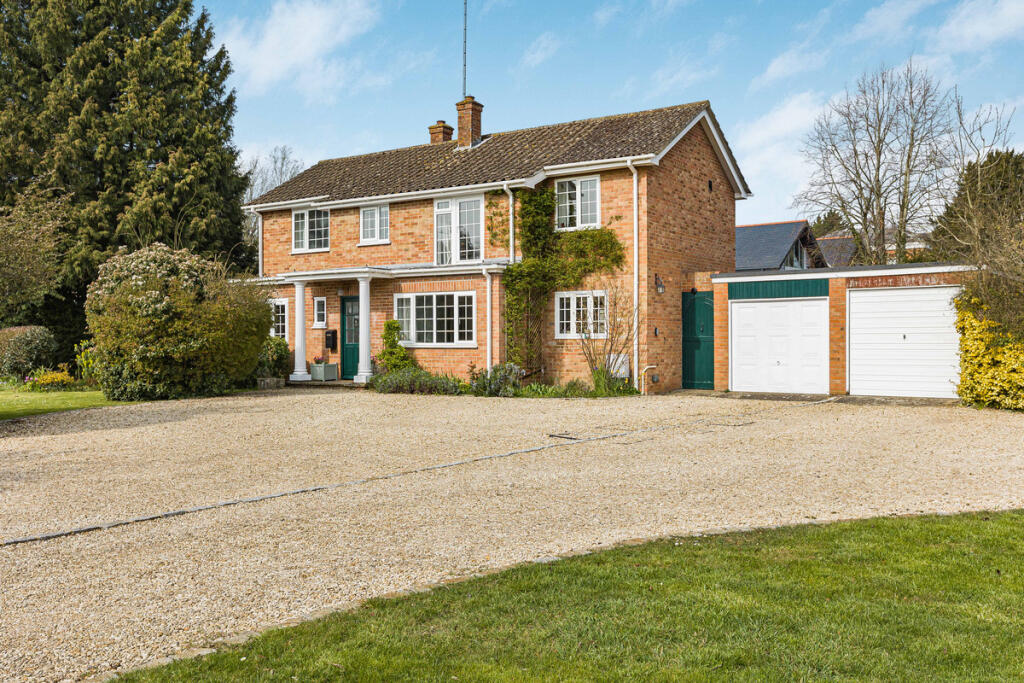 Main image of property: Glebe Close, Moulsford, OX10