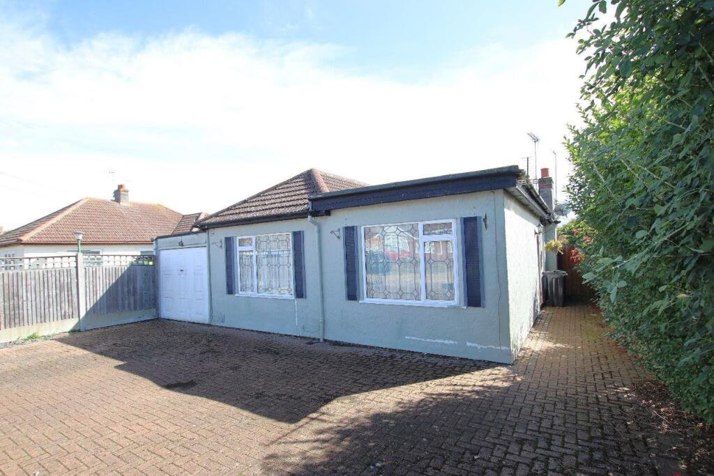 Main image of property: The Avenue, Clacton on Sea, CO15