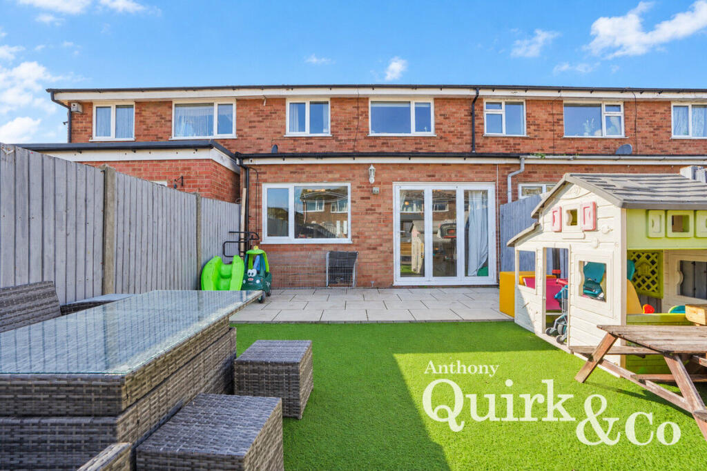Main image of property: Ferrymead, Canvey Island, SS8