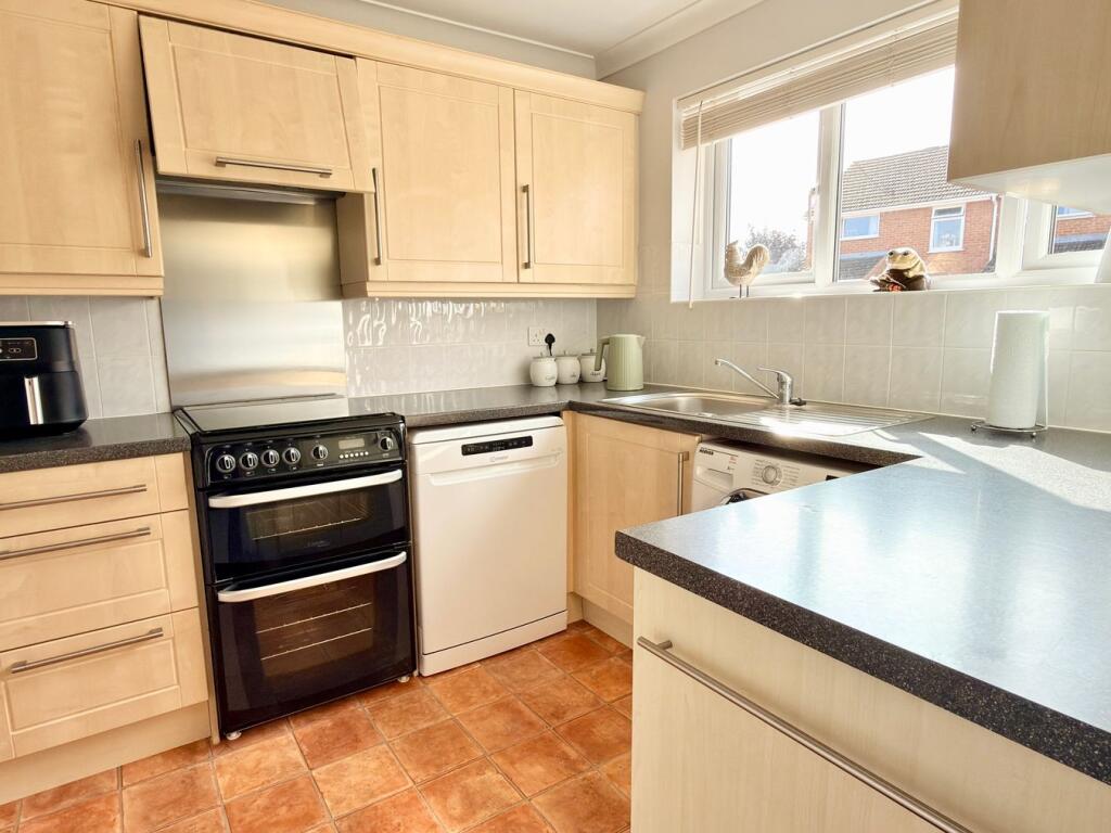 House in Tewkesbury, Wellington Gardens, Bredon - View 5