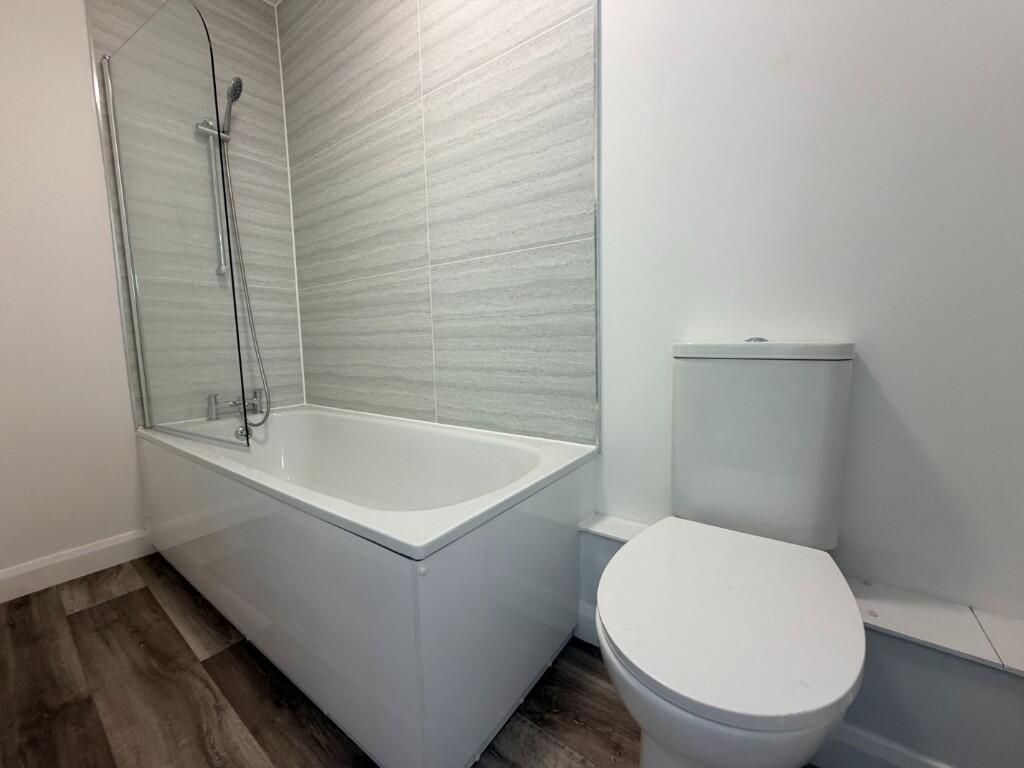 Apartment in Tonbridge - More