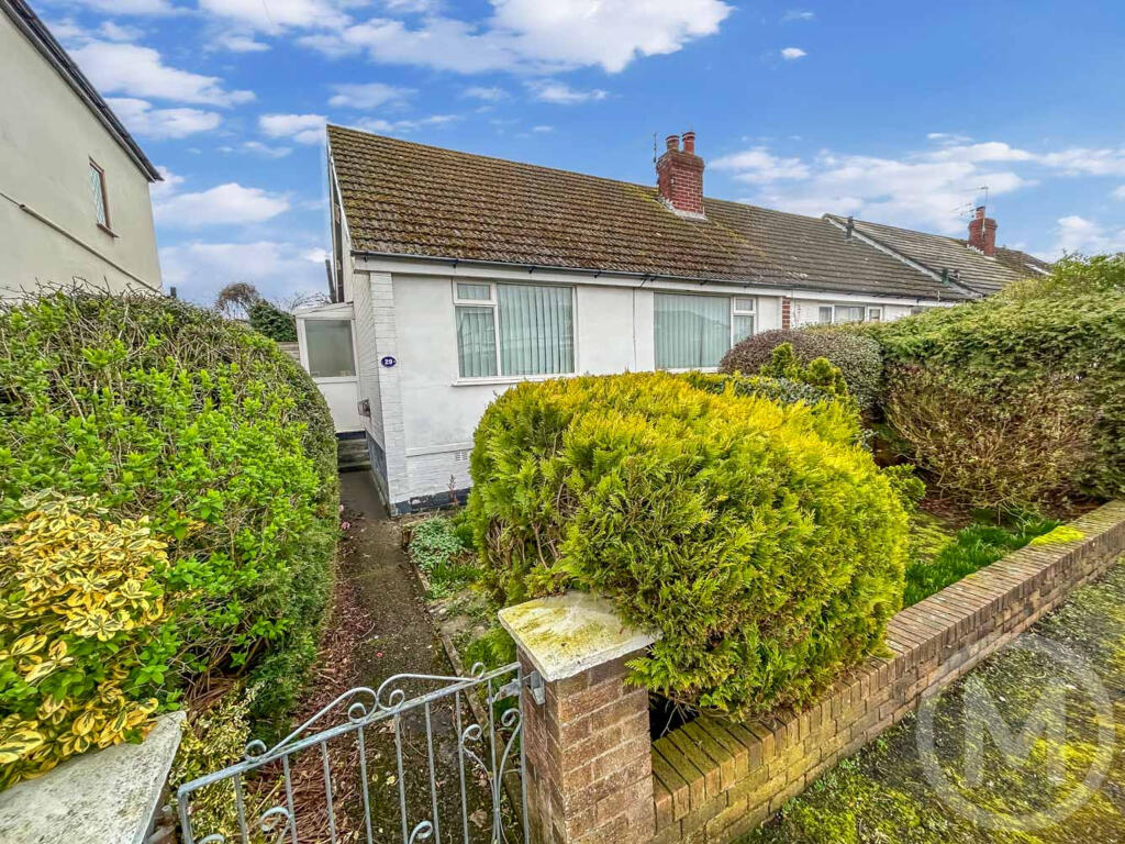 Main image of property: Shaftesbury Avenue, Staining