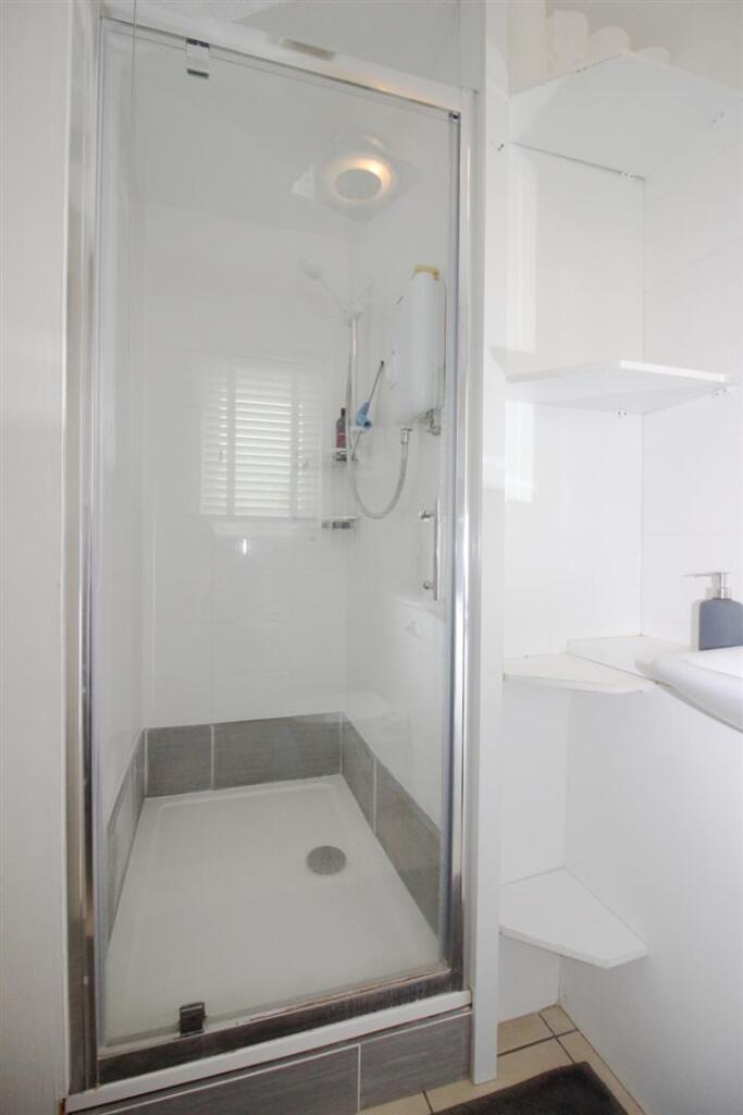 Apartment in Milton Keynes, Abbey Hill - View 4