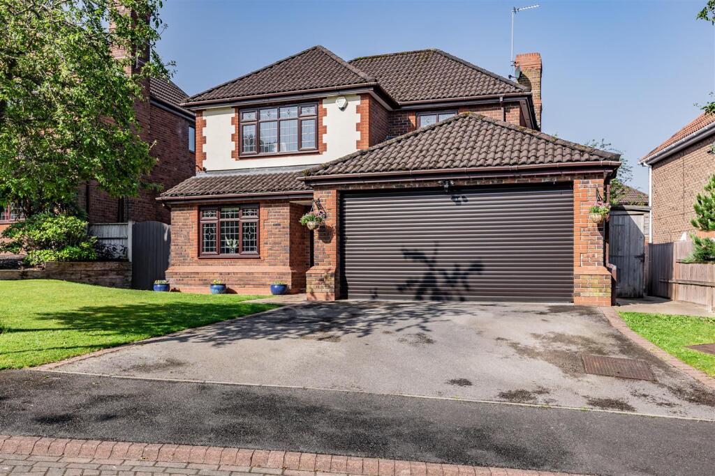 Main image of property: 7 Burwardsley Way, Kingsmead, CW9 8WN