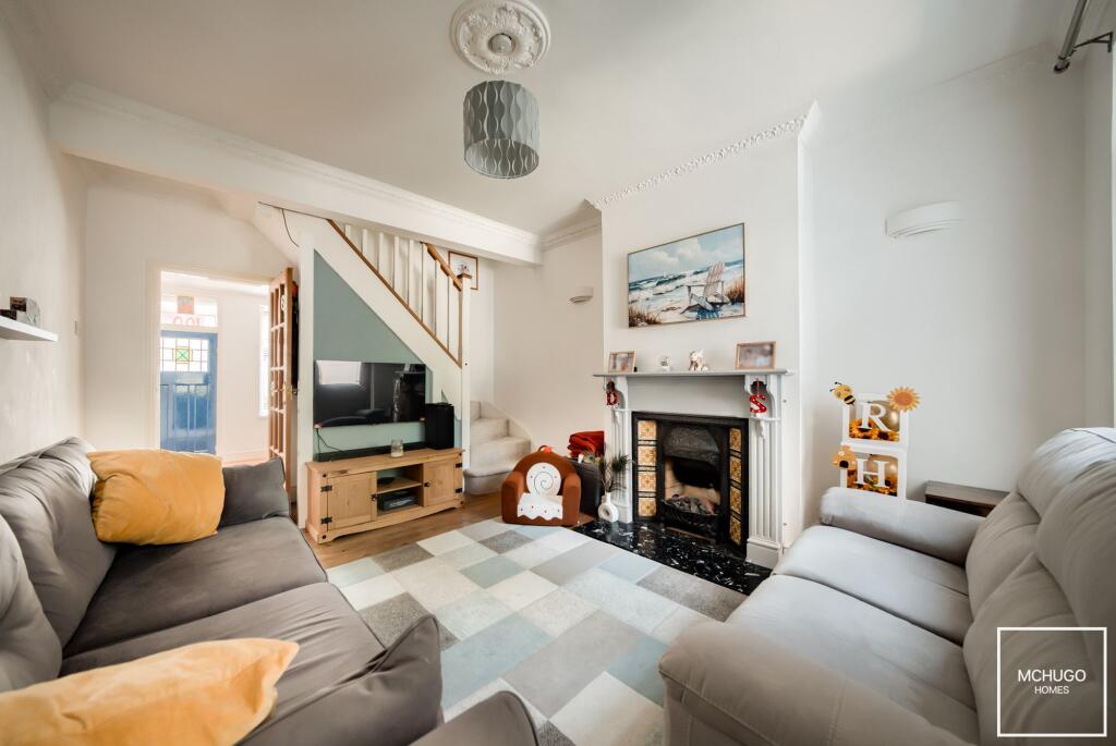 Hampton Court Road, Birmingham, B17 photo 5