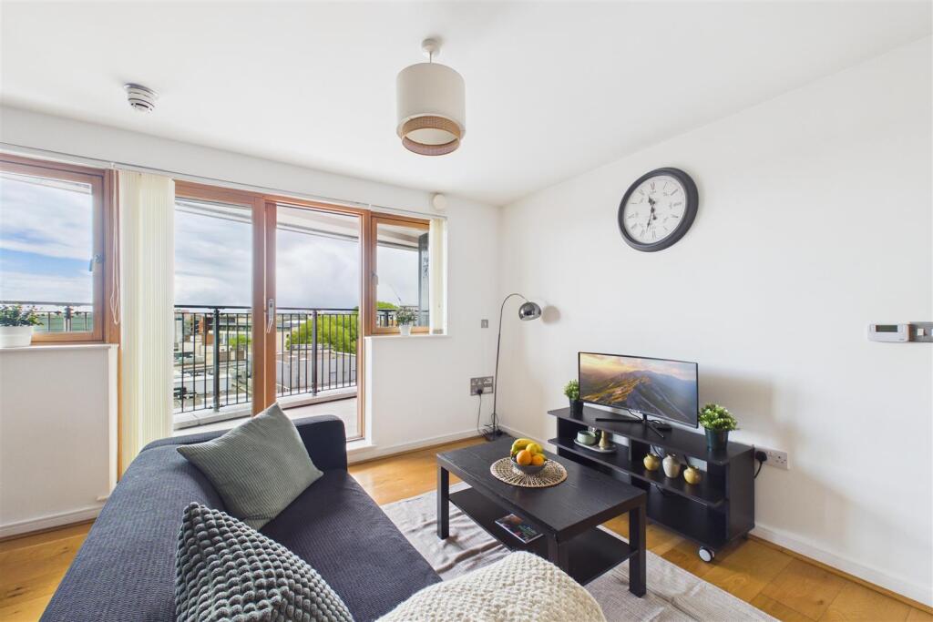 Apartment in Bristol, Finzels Reach, Broadmead - View 2