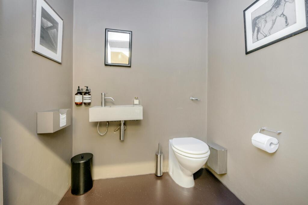 150 royal college st9617.jpg