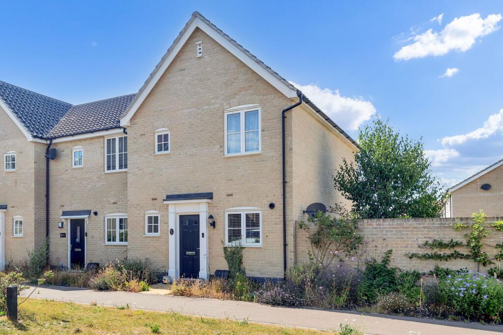 2-bed terraced on Poppy Crescent, Melbourn, SG8, £350,000