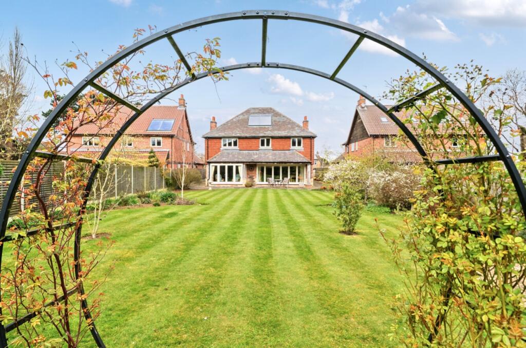 Manor Drive, Harlaxton, Grantham, Lincolnshire, NG32 - View 3