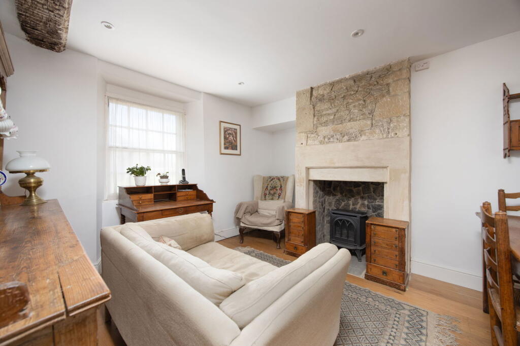 Pickwick, Corsham, SN13 0HZ photo 3