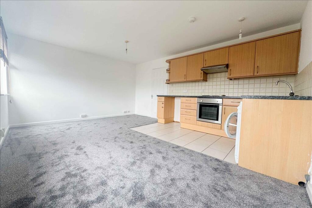 Apartment in Twickenham - View 5